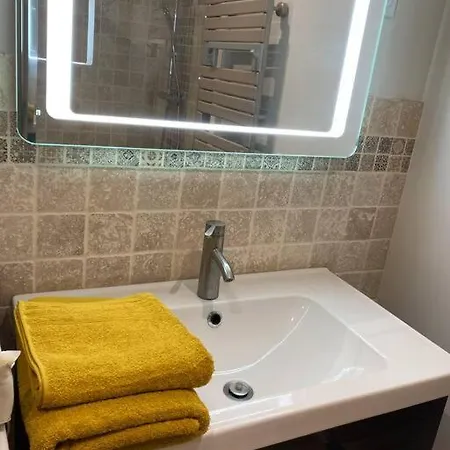 Maison Avec 5 Et Jardin A Malakoff